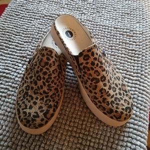COPY - Cheetah mules